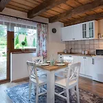Apartamento Wellness Chmaroška - *
