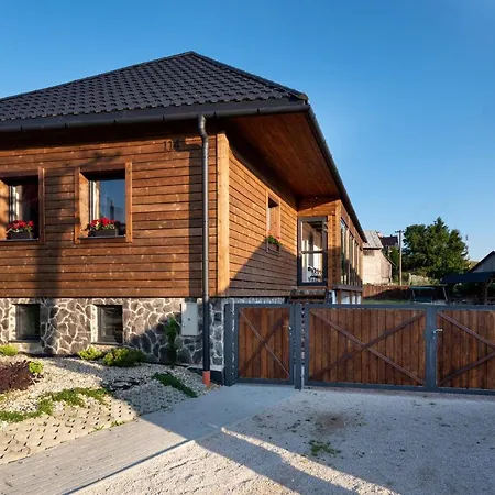 Apartment V Chate Besnik *